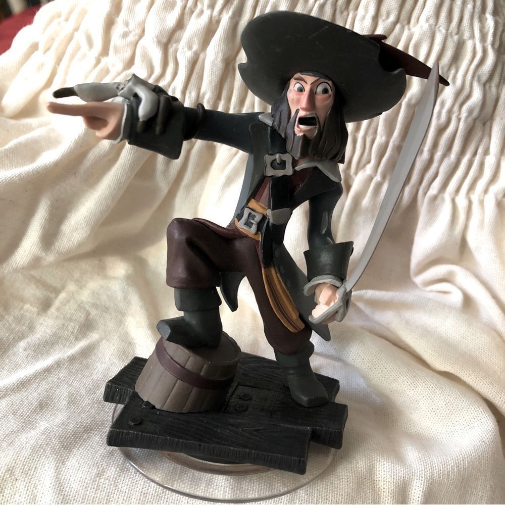 Disney Infinity‎ Captain Barbosa Pirates of the Carribean figure 4"